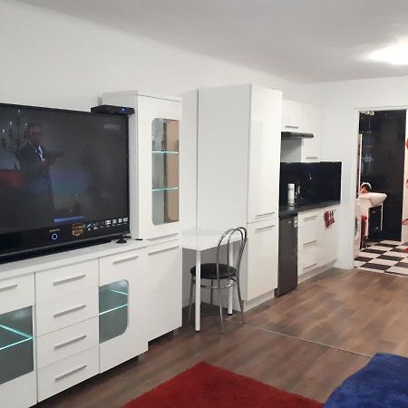 Apartament Centrum Panoramiczna Big Ben Z Balkonem-- Klimatyzacja-- キェルツェ エクステリア 写真