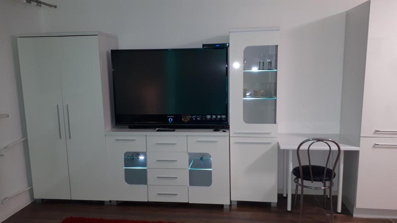 Apartament Centrum Panoramiczna Big Ben Z Balkonem-- Klimatyzacja-- キェルツェ エクステリア 写真