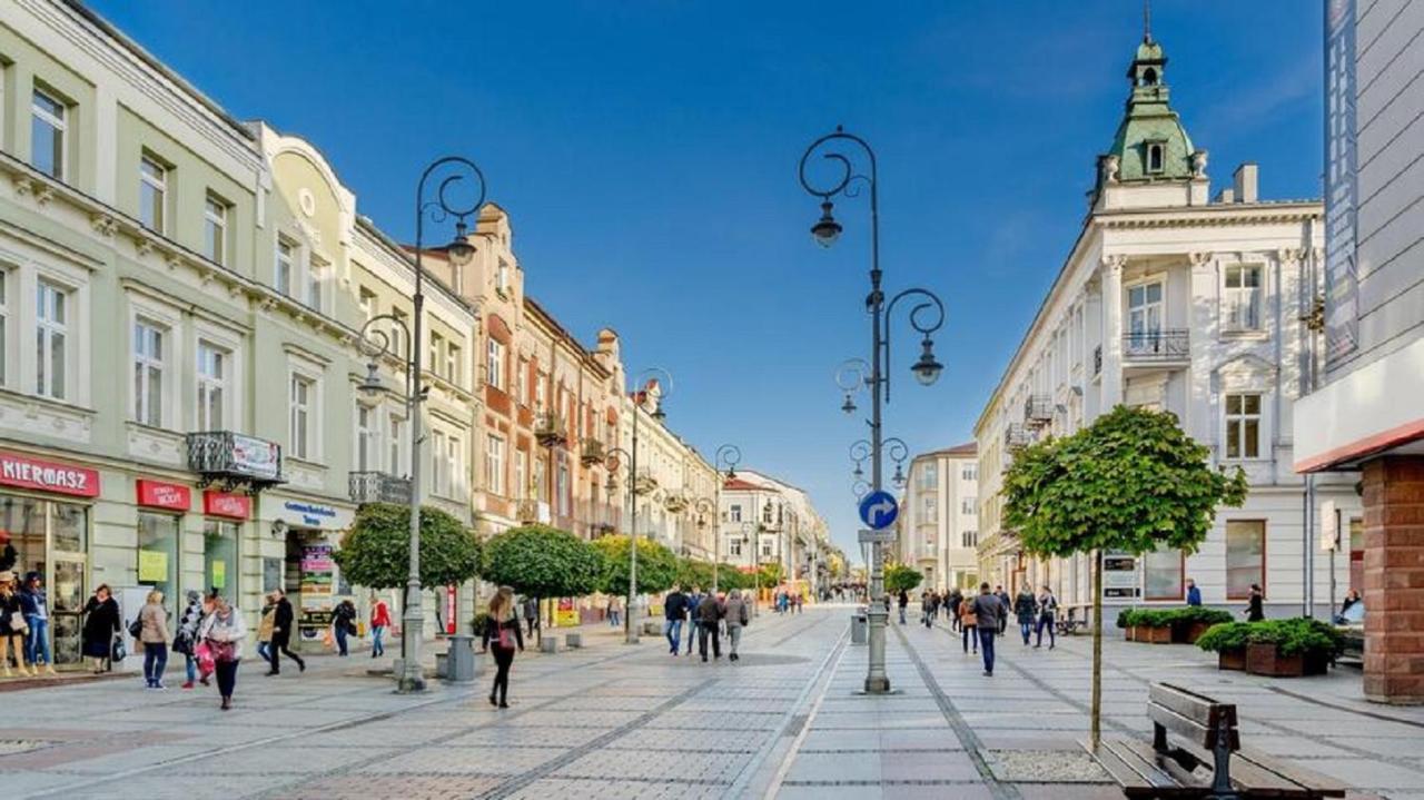 Apartament Centrum Panoramiczna Big Ben Z Balkonem-- Klimatyzacja-- キェルツェ エクステリア 写真
