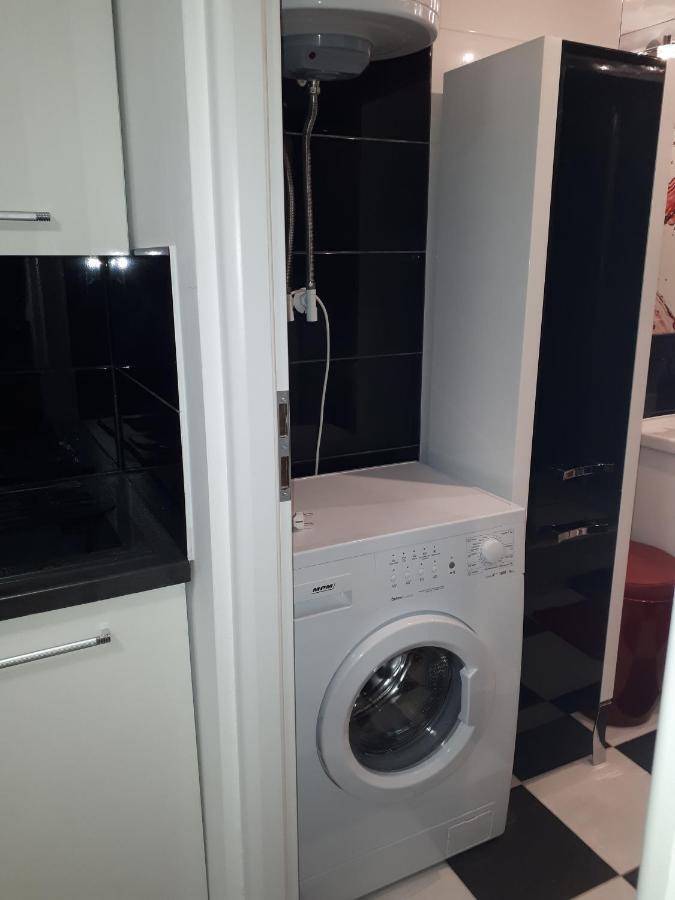 Apartament Centrum Panoramiczna Big Ben Z Balkonem-- Klimatyzacja-- キェルツェ エクステリア 写真